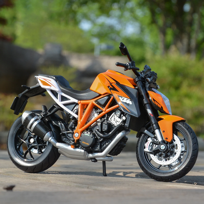 KTM 1290 Super Duke R 1:12 Diecast Model